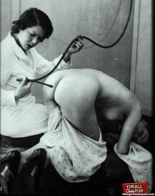 vintage naked chicks slapped