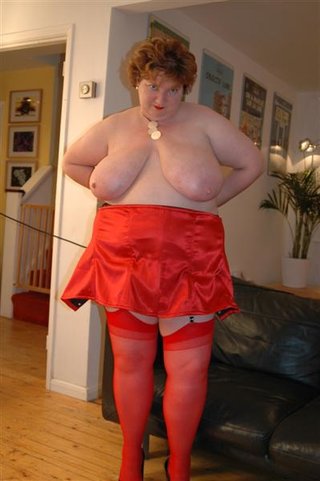 amateur, bbw, striptease, united kingdom