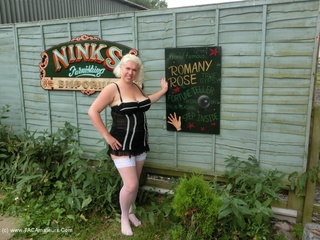 stockings barby from united