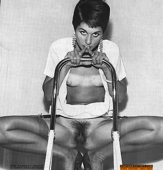 retro hairy lesbian lovers