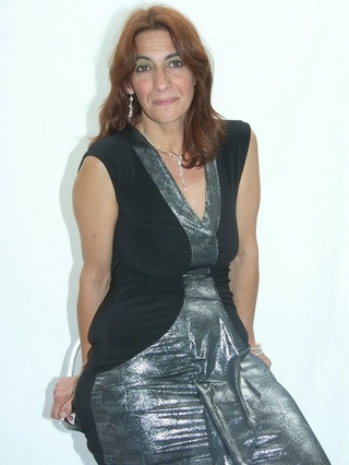 cougar striptease jolanda from