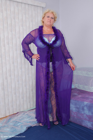 mature stockings fanny