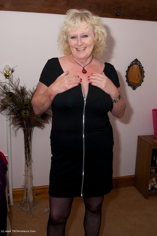 mature bbw claire knight