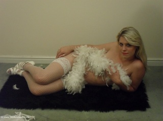 medias angels last from