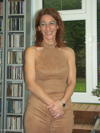 cougar blow jobs jolanda