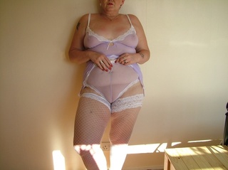 lila lencería