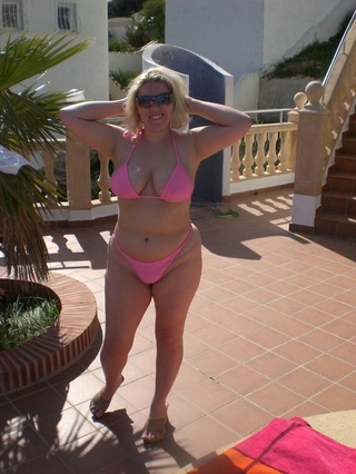 milf barby united kingdom