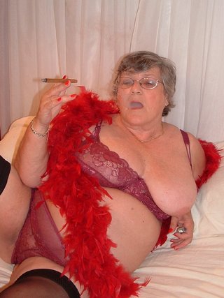 amateur, bbw, smoking, united kingdom