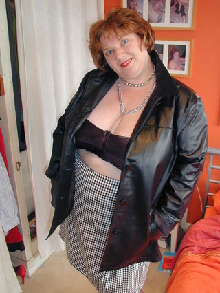 grandes pechos medias de nylon chris