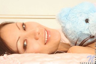 asiáticas, jovencita, pezones grandes, tetitas
