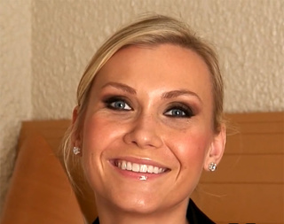 blonde hottie sick manager