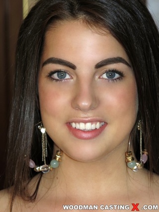 brunette chicks constitution hair