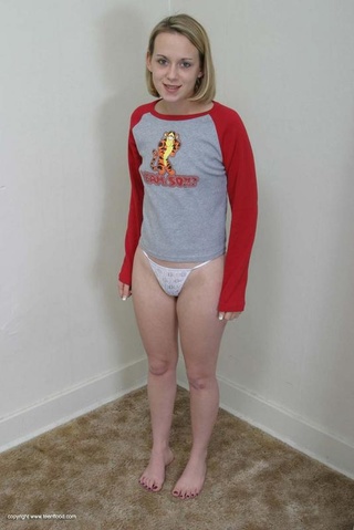 blonde teen bushy pussy