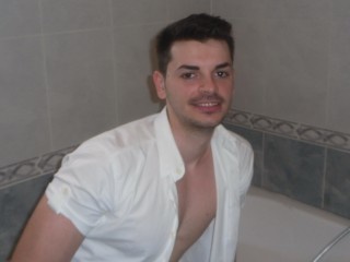 brunette codywilkinss butt plug