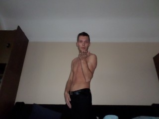 brunette luckymboy