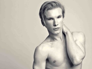 blonde young man aussieangel777
