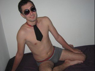 22 yo, boy live sex, short hair, white