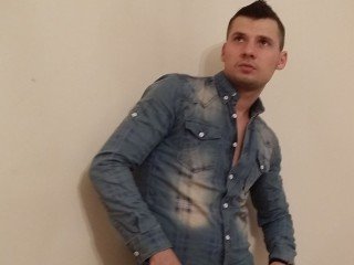 22 yo, boy live sex, short hair, white