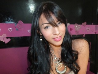 brunette young shemale newdolltsxxx