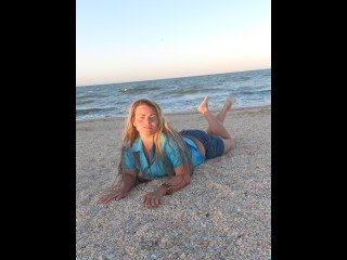 30 yo, girl live sex, straight, white