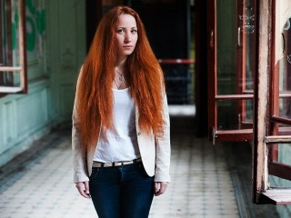 brunette teen abjennet