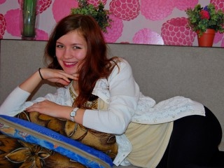 redhead teen esmisugar roleplay