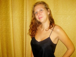 brunette teen edwynnada