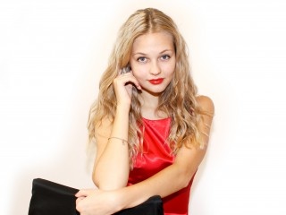 blonde teen sherry dancing