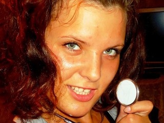 brunette teen ozodame