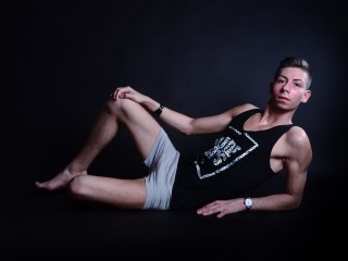 brunette young man maxx