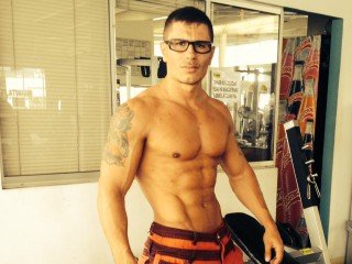 28 yo, gay live sex, other eyes, short hair