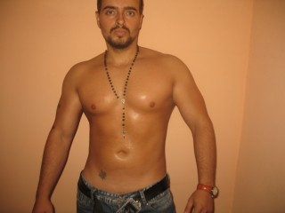 brunette masterboy dancing