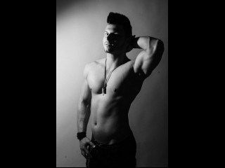 brunette andress