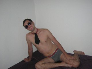 22 yo, gay live sex, short hair, white