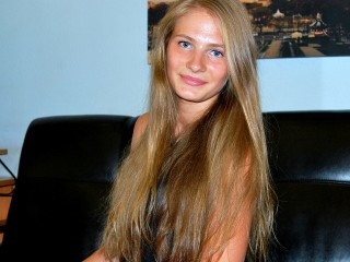 blonde teen caroline roleplay