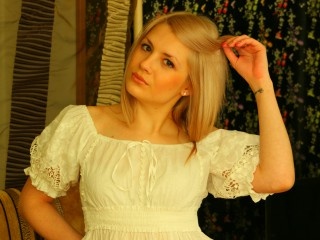blonde teen nasy18 close