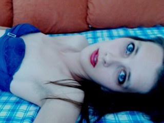 morena jovencita nikol222 striptease
