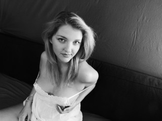 brunette teen heidi striptease