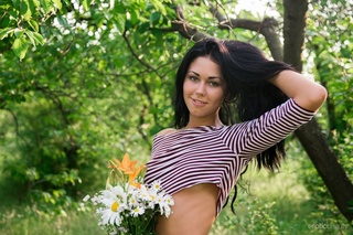 slim brunette vxen striped