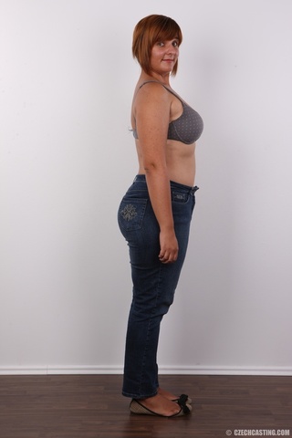 fat chick slowly peels
