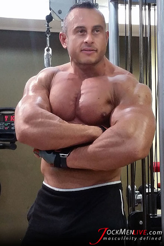 kinds sexy hunks flaunting