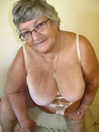 amateur, boobs, shiny, white