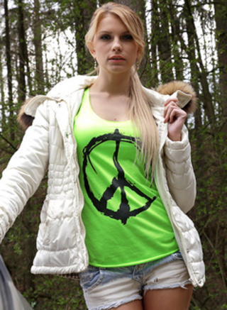 beautiful teens pose hot