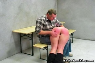 colegio teacheer pull students