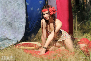 hot indian chick wants