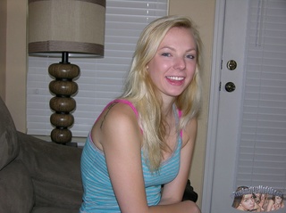 teen hottie banging body