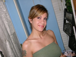 gorgeous hottie tattoo wearing