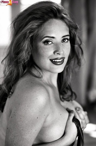 pinup beauty shows huge