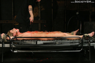 sexo dolor guarra amarrada