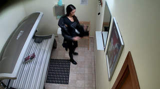 black-haired chica sensual rosa